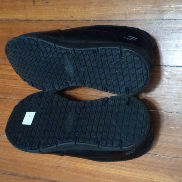 Skechers Work Slip Resistant Wide Fit Memory Foam Slip On Shoes - Picture 3 of 3